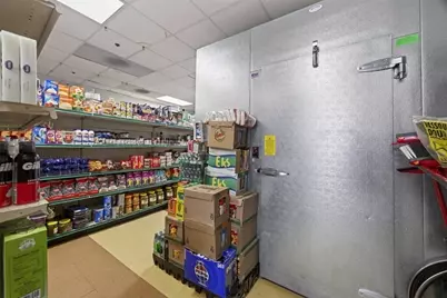 342 Washington St, Quincy, MA 02169 - Photo 32