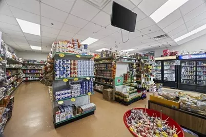 342 Washington St, Quincy, MA 02169 - Photo 12