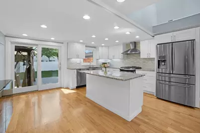 35 Bird Street, Quincy, MA 02169 - Photo 4