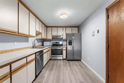 100 Cass Ave #A6, Dracut, MA 01826 - Photo 10