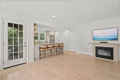 59 Monadnock St #1, Boston, MA 02125 - Photo 2