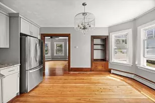 154 Barnaby St, Fall River, MA 02720 - Photo 8