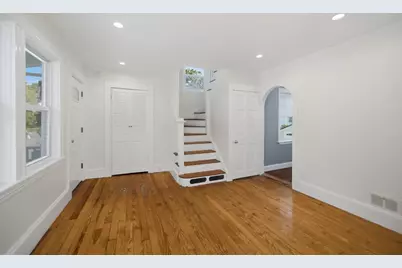 8 Lake St, Natick, MA 01760 - Photo 12