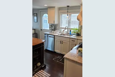 145 Staples Shore Rd, Lakeville, MA 02347 - Photo 8