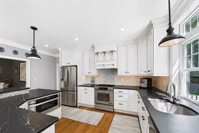 8 Park Place, Mattapoisett, MA 02739 - Photo 12