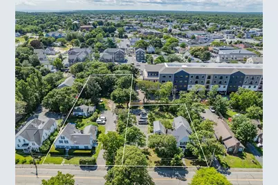 37 School St, Barnstable, MA 02601 - Photo 2