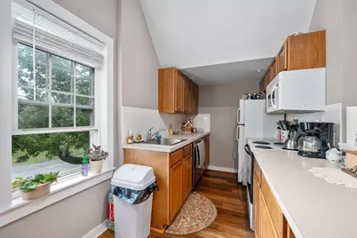 37 School St, Barnstable, MA 02601 - Photo 32