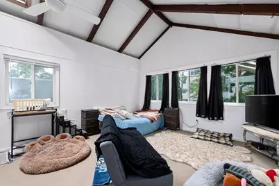 37 School St, Barnstable, MA 02601 - Photo 18
