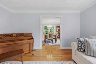 21 Olde Taverne Ln, Amesbury, MA 01913 - Photo 6