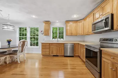 21 Olde Taverne Ln, Amesbury, MA 01913 - Photo 10