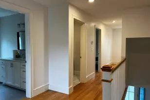 896 Chestnut St, Newton, MA 02468 - Photo 12