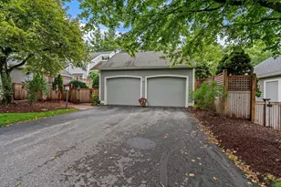 64 Pickwick Way, Wayland, MA 01778 - Photo 18