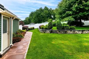 46 Hunt Dr, Stoughton, MA 02072 - Photo 8