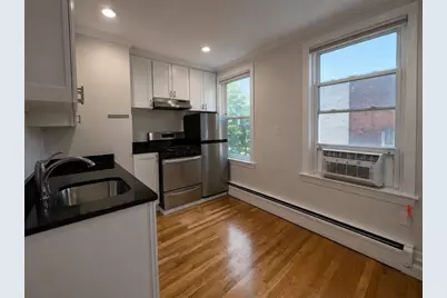 61 Phillips St #3, Boston, MA 02114 - Photo 6