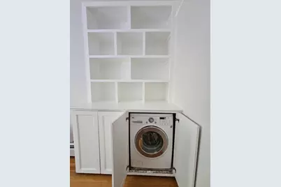 61 Phillips St #3, Boston, MA 02114 - Photo 4