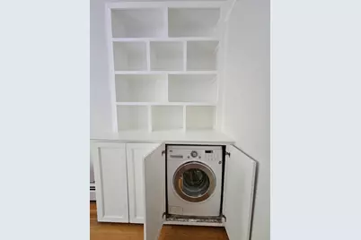 61 Phillips St #3, Boston, MA 02114 - Photo 4