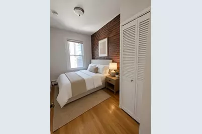 61 Phillips St #3, Boston, MA 02114 - Photo 8