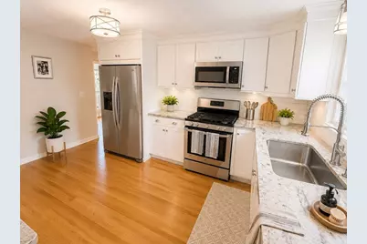 4A Bryon Road #4A, Newton, MA 02467 - Photo 8