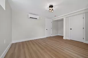 533 Washington St, Boston, MA 02124 - Photo 8