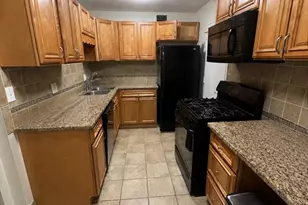 33 Pond, Brookline, MA 02445 - Photo 4
