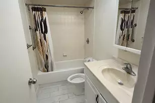 33 Pond, Brookline, MA 02445 - Photo 6