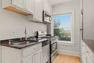 21 Bradlee Rd, Medford, MA 02155 - Photo 8