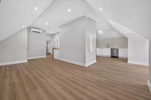 533 Washington St, Boston, MA 02124 - Photo 2