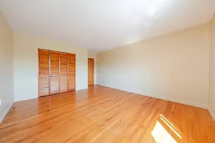 351 Pleasant St, Northampton, MA 01060 - Photo 12
