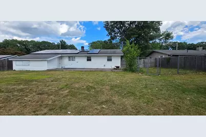 126 Lynn Rd, Brockton, MA 02302 - Photo 22
