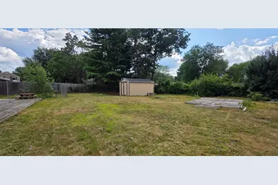 126 Lynn Rd, Brockton, MA 02302 - Photo 20