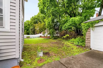 27 Pitcher Ave, Medford, MA 02155 - Photo 20