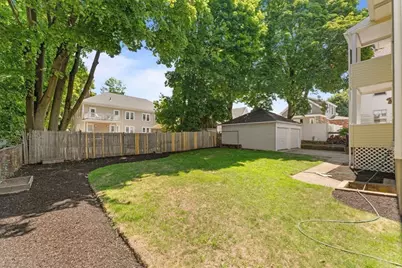 10-12 Auburn St, Waltham, MA 02453 - Photo 22