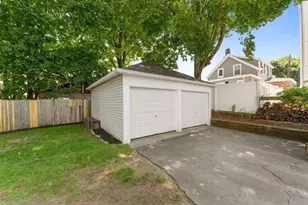 10-12 Auburn St, Waltham, MA 02453 - Photo 24