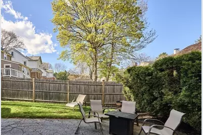 291 Russett Rd, Brookline, MA 02467 - Photo 24
