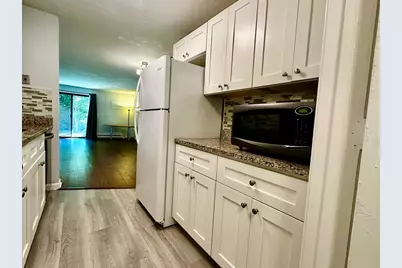 1205 Grafton St #B18, Worcester, MA 01604 - Photo 10