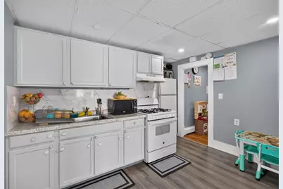 106-108 Grand St, Lowell, MA 01851 - Photo 6