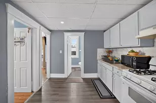 106-108 Grand St, Lowell, MA 01851 - Photo 4