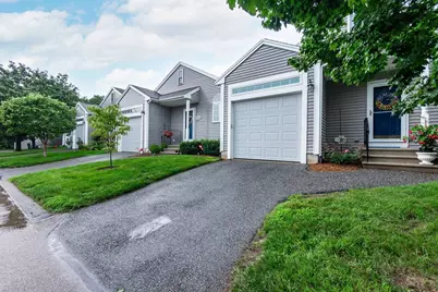 304 Village Ln #304, Bellingham, MA 02019 - Photo 2