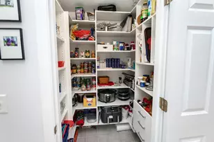 304 Village Ln, Bellingham, MA 02019 - Photo 8