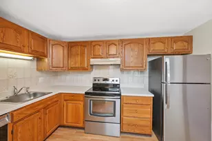 28 9th St, Medford, MA 02155 - Photo 4