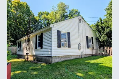 23 Wilderwood Ave, Leominster, MA 01453 - Photo 2
