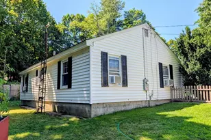 23 Wilderwood Ave, Leominster, MA 01453 - Photo 2