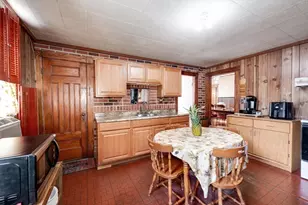 95 Grand St, Springfield, MA 01108 - Photo 8