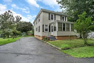 2 Clarendon St, Taunton, MA 02780 - Photo 6