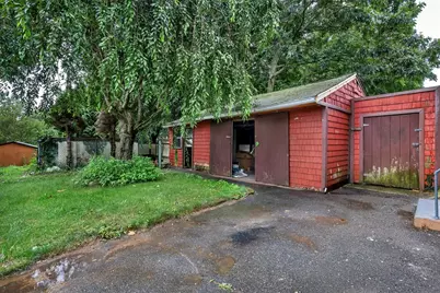 2 Clarendon St, Taunton, MA 02780 - Photo 6