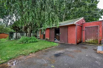 2 Clarendon St, Taunton, MA 02780 - Photo 12