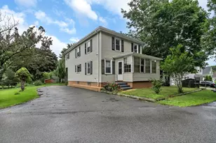 2 Clarendon St, Taunton, MA 02780 - Photo 4