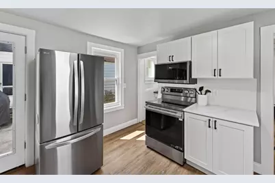 72 Chestnut St #72, Clinton, MA 01510 - Photo 10