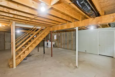 20 Avis Circle, Northampton, MA 01062 - Photo 36