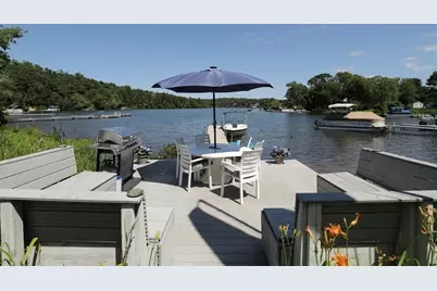 197 Roxy Cahoon Rd, Plymouth, MA 02360 - Photo 2
